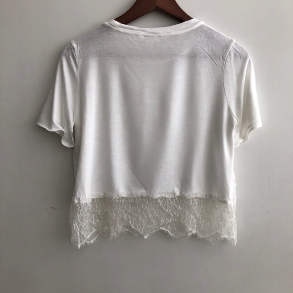 Aritzia Wilfred t-shirt with lace - Picture 3 of 5